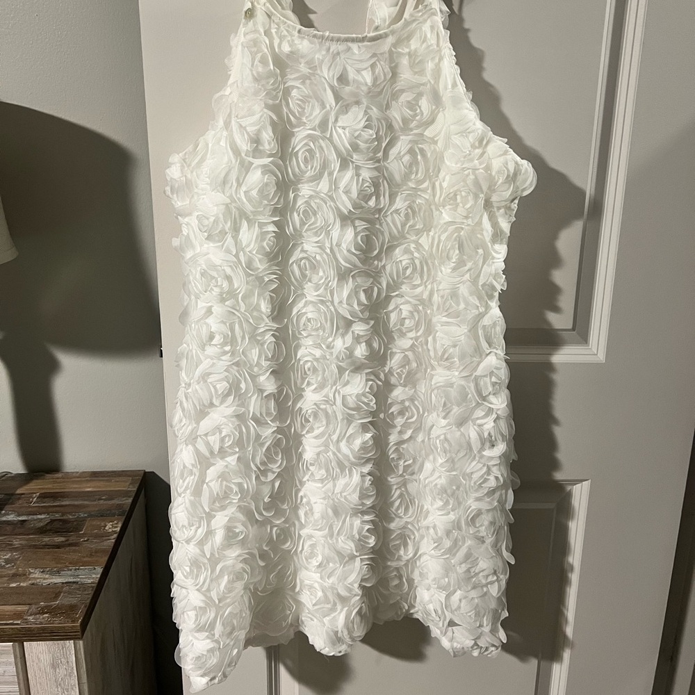 Elegant White Floral Dress